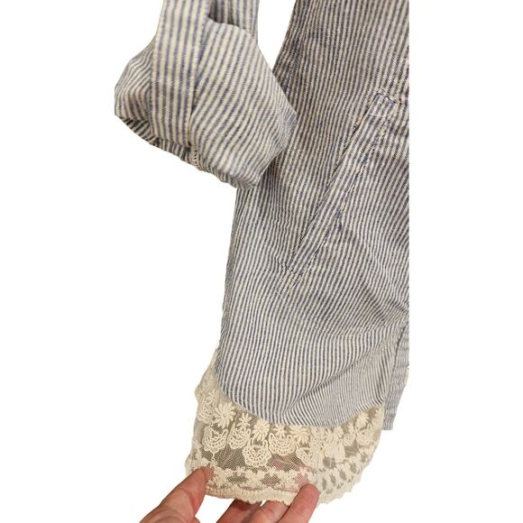 Umgee USA Striped Button Up Tunic chambray S Blue Lace Hem Tab Sleeve w/ pockets - Picture 4 of 7